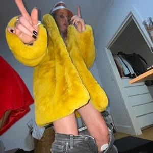 Meet your Posher, Ashleigh